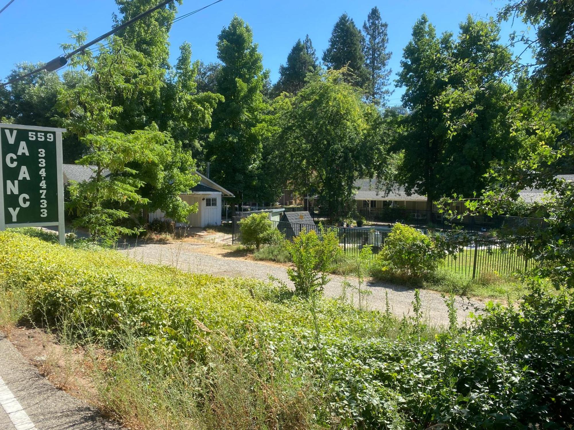 Badger Seven Circles Lodge&Retreat מראה חיצוני תמונה
